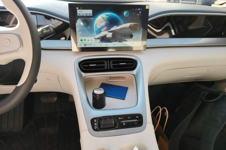 Used  Geome 2025 410 km Free Version