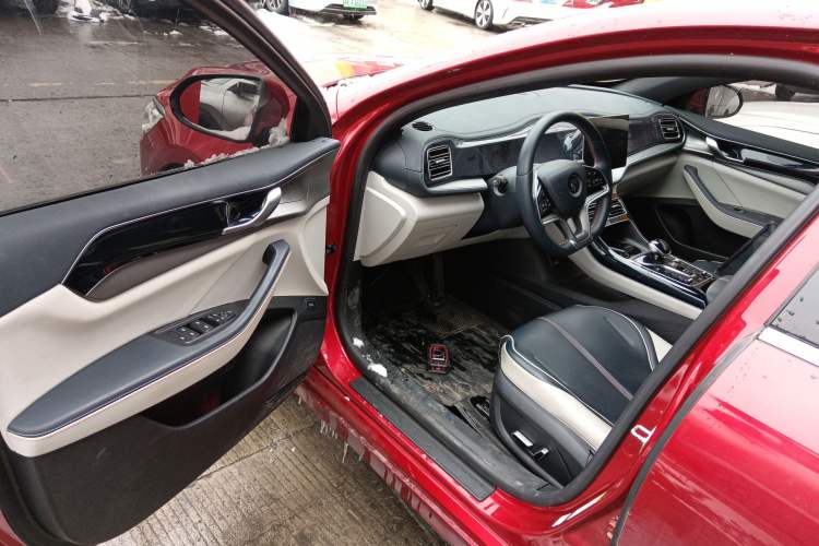 Used BYD Qin PLUS 2021 EV 400KM Luxury Model
