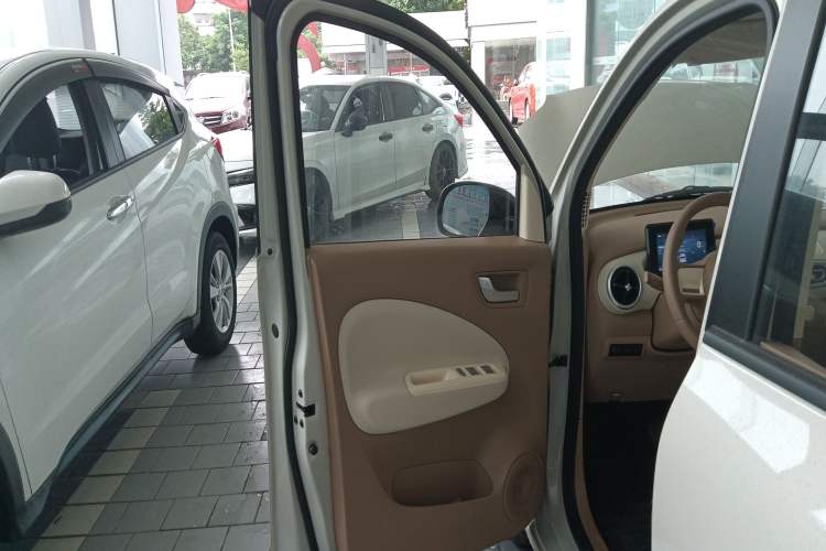 Used Wuling Hongguang MINIEV 2025 Four-Door Version Advanced Edition

