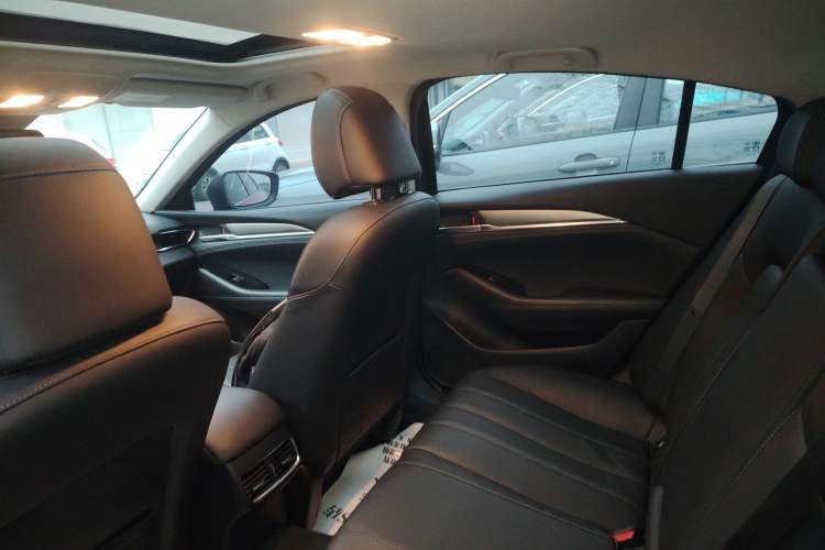 Used Mazda Atenza 2021 2.0L Blue Sky Luxury Edition
