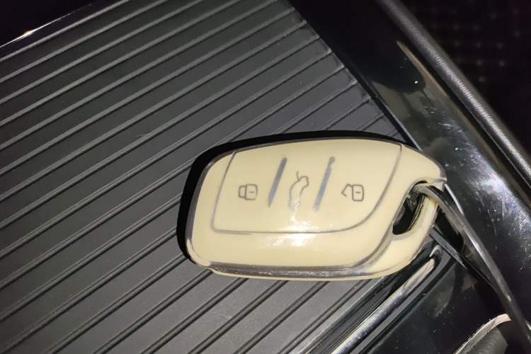 Used Roewe i5 2020 1.5L Automatic 4G Connect Luxury Flagship Edition