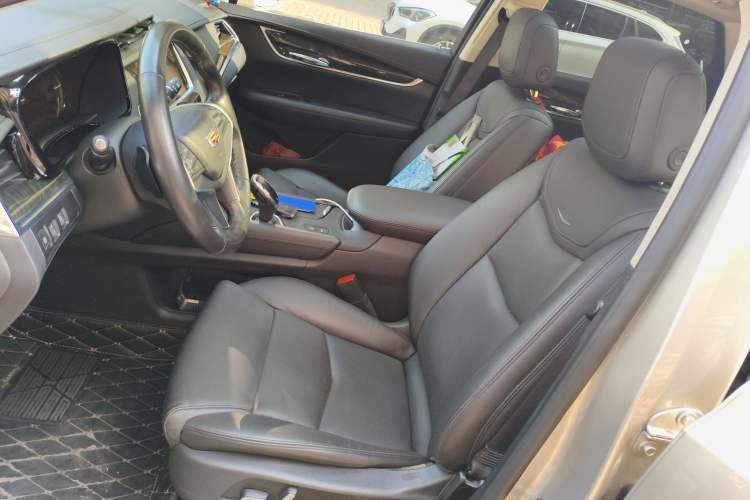 Used Cadillac XT5 2016 25T Luxury Model