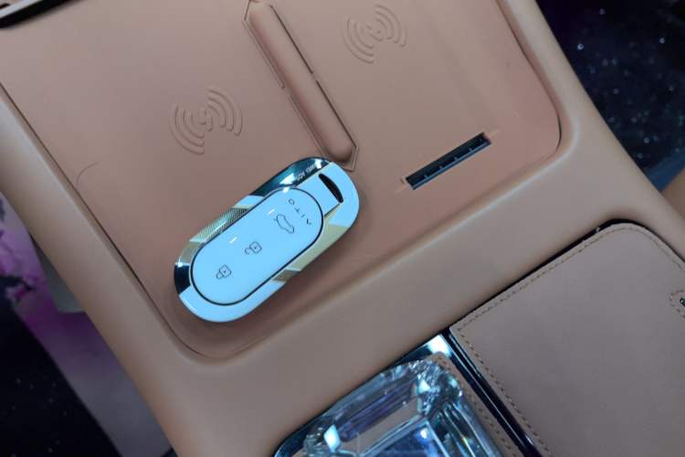 Used Hima AITO M7 2024 1.5T Intelligent Drive 4WD Ultra Version 5 Seats