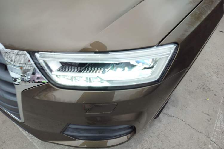 Used Audi Q3 2018 30th Anniversary Edition 35 TFSI Fashion Model
