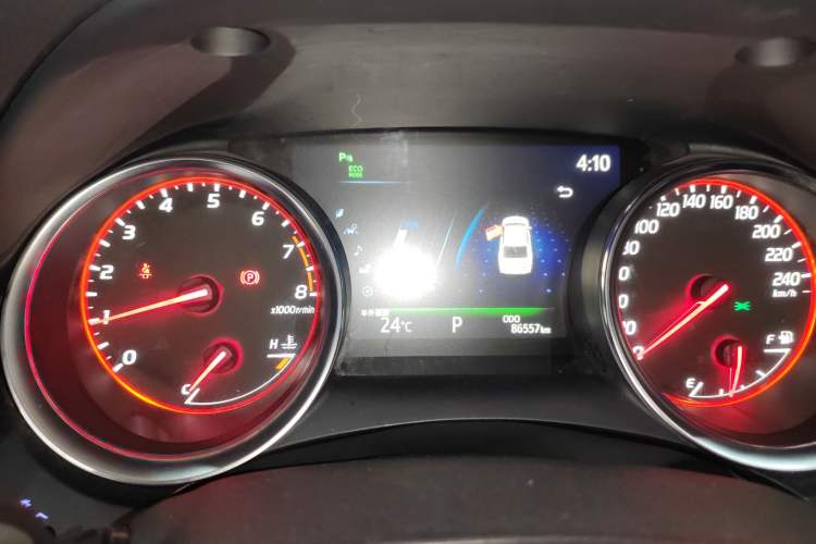 Used Toyota Camry 2019 2.0S FENGSHANG Version China VI Standard
