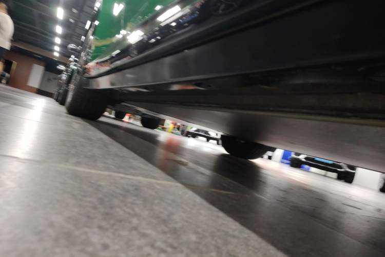 Used  YU7 2025 Ultra-Long Range High-Performance All-Wheel-Drive Max Edition
