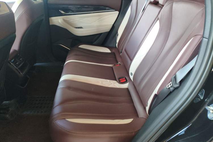 Used Geely Auto Monjaro L 2021 2.0TD DCT EVO Two-Wheel Drive Prestige Version
