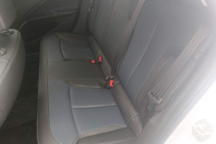 Used Buick Velite 6 2023 Revised Version 430 km Range – Commuter Edition
