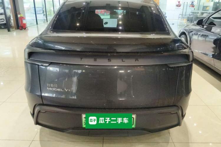 Used Tesla Model Y 2025 Long-Range All-Wheel Drive First Edition