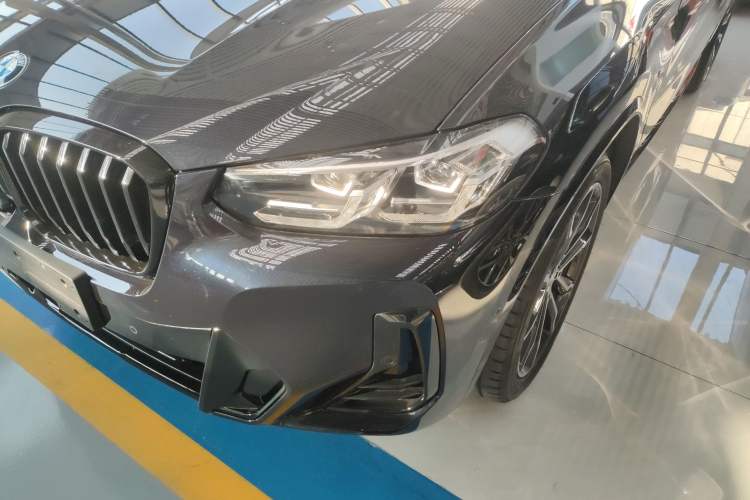 Used BMW X3 2023 Restyled xDrive30i Leading Edition M Night Sky Package
