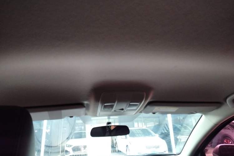 Used Mazda Mazda 3 Axela 2017 Hatchback 1.5L Automatic Comfort Model Emission Standard China V