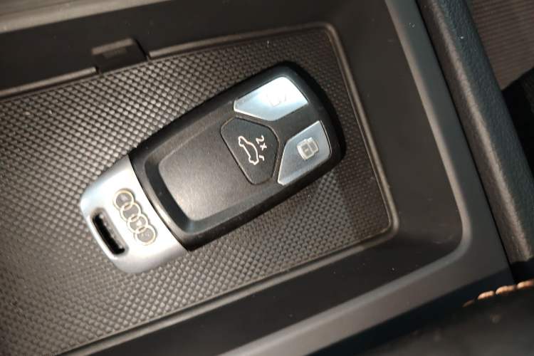 Used Audi Q5L 2020 Revised 40 TFSI Prestige Edition