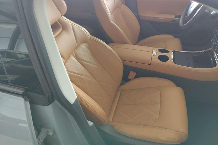 Used Leapmotor C01 2024 Range-Extended 316 Deluxe Edition
