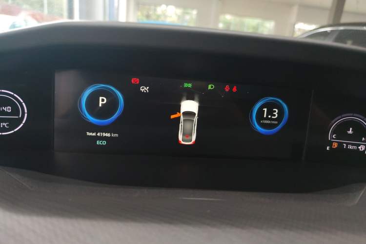 Used Changan UNI-V 2022 1.5T Prestige Version