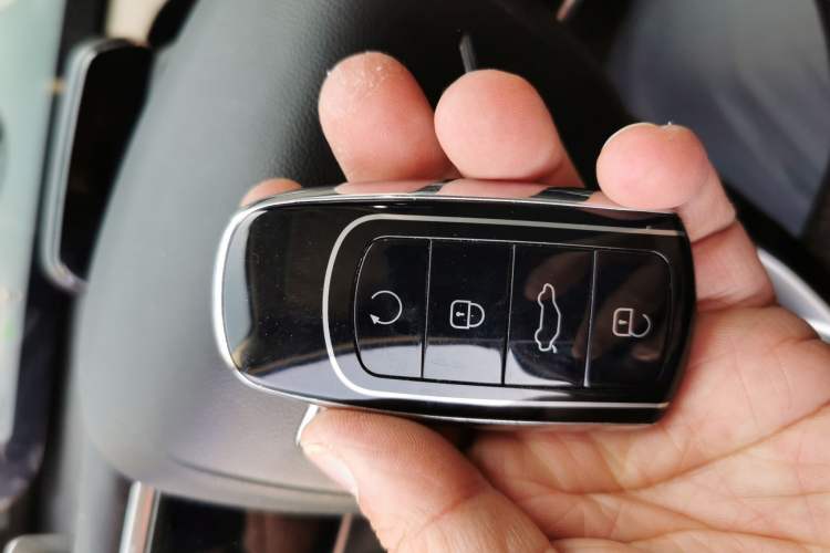 Used Chery Tiggo 9 2023 2.0T Dual-Clutch Two-Wheel Drive Prestige Version 5 Seats