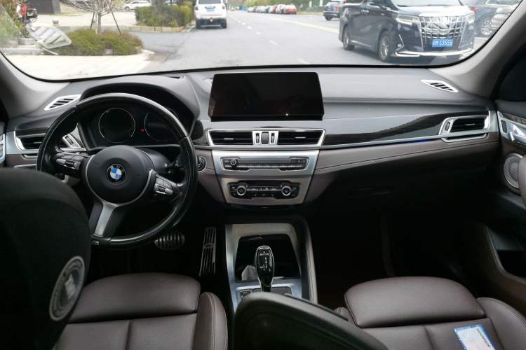 Used BMW X1 2021 xDrive25Li Luxury Model