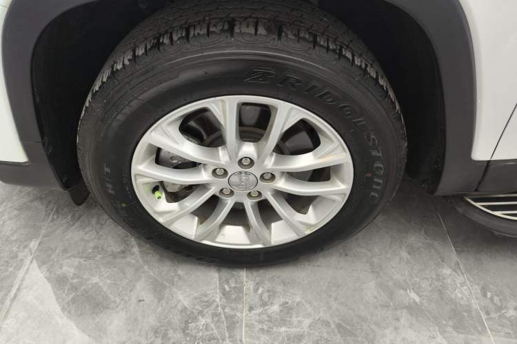 Used  Cherokee 2019 2.0T Two-Wheel Drive Smart Enjoyment Version China V
