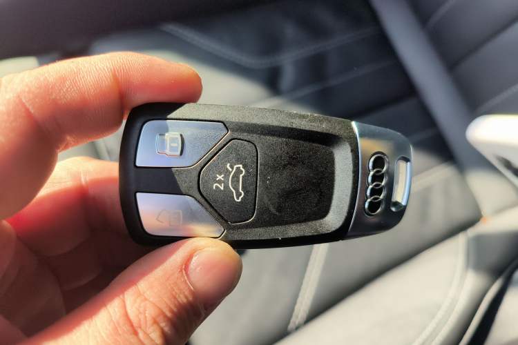 Used Audi Q5L 2022 40T Luxury Dynamic Model
