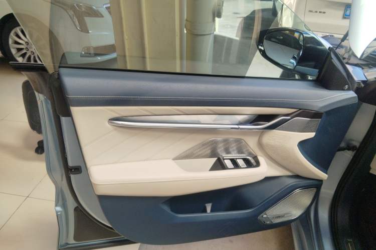 Used Zeekr 001 2023 WE Edition 100 kWh
