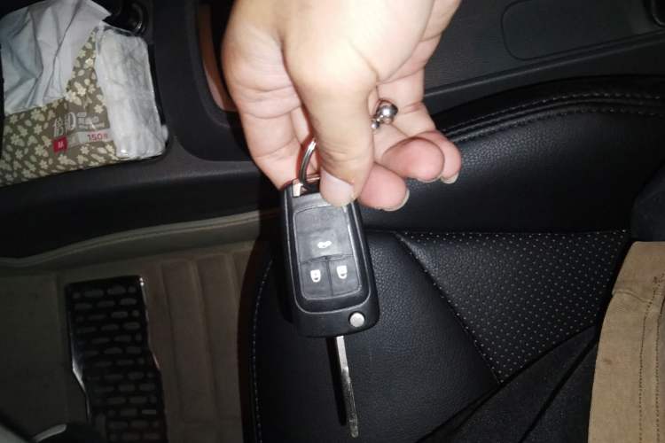 Used Chevrolet Sail 2015 Sail 3 1.3L AMT Ideal Edition
