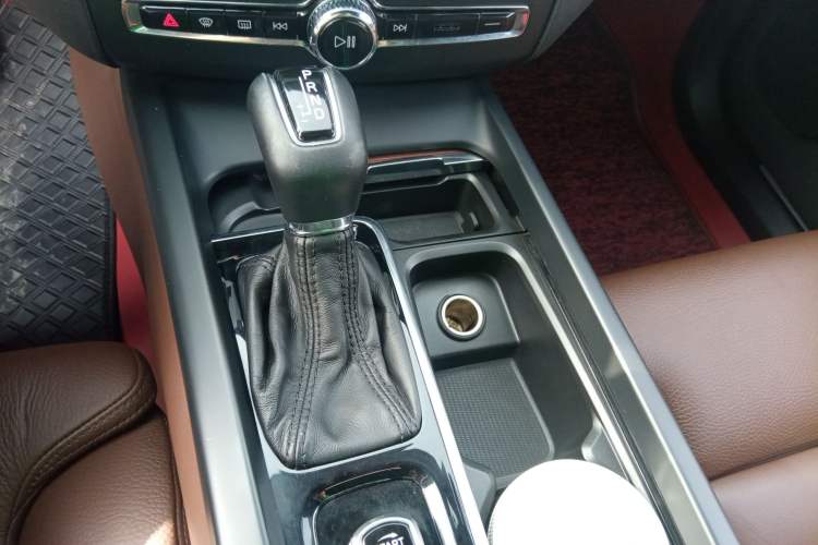 Used Volvo XC60 2021 T5 4x4 Smart Luxury Edition