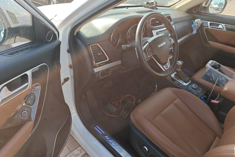 Used Haval H6 Coupe 2015 Blue Label 2.0T Automatic Two-Wheel Drive Elite Model