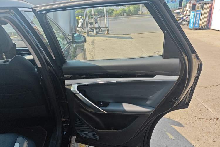 Used Geely Auto FX11 2024 1.5TD DCT Prestige Edition
