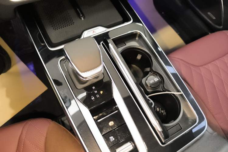 Used Hongqi HS5 2023 2.0T Four-Wheel Drive Flagship Pro Edition