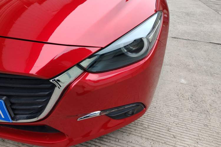 Used Mazda Mazda 3 Axela 2017 Sedan 1.5L Automatic Luxury Model Emission Standard China V
