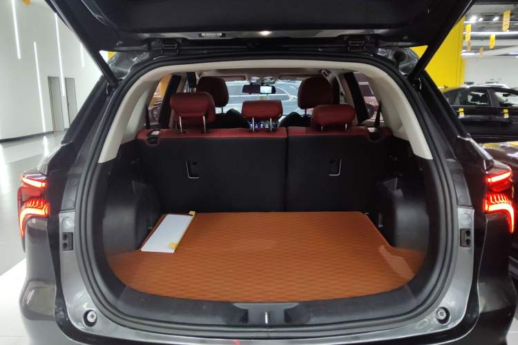 Used Changan CS75 PLUS 2021 1.5T Automatic Prestige Model
