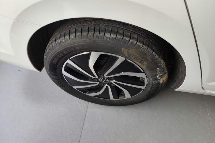 Used Volkswagen Lavida 2023 New Rui 1.5L Automatic New Yi Edition
