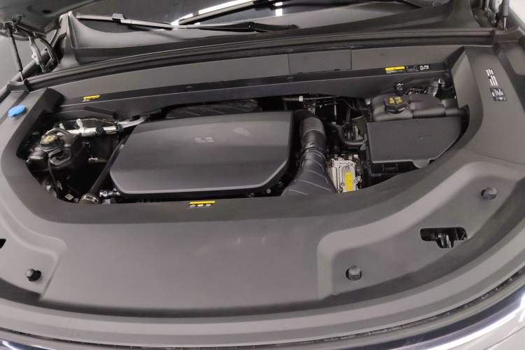 Used Li Auto L8 2024 PRO Model
