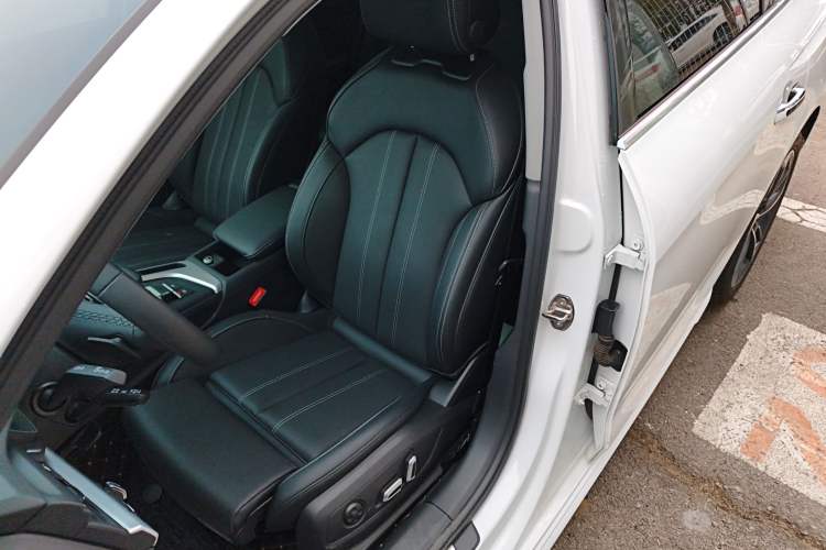 Used Audi A4L 2024 40 TFSI Fashion Dynamic Model