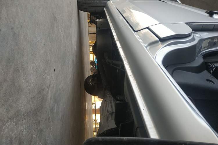 Used Jinbei Hiace X30 2023 1.5L Super-Enjoyment Van 2/5 Seats Non-Air-Conditioned Version SWC15M
