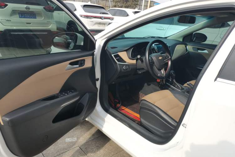 Used Chevrolet Monza 2022 320 Automatic Enjoyment Sunroof Version
