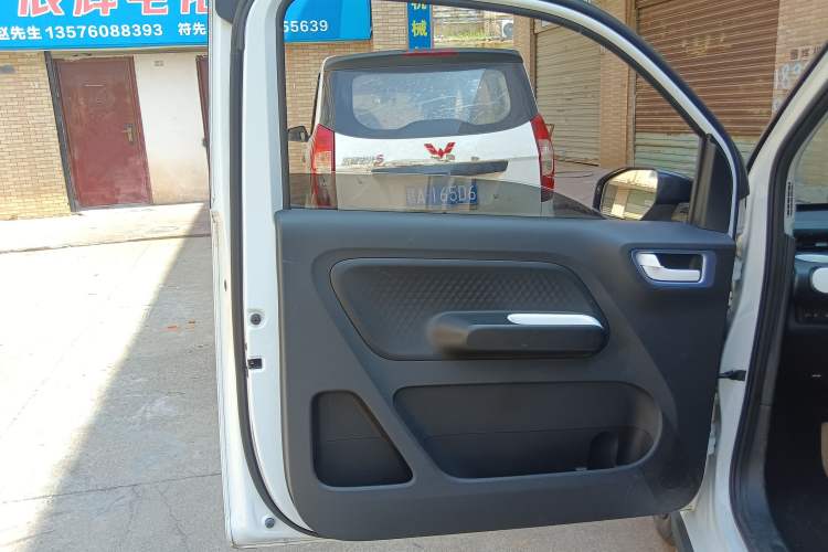 Used Wuling Hongguang MINIEV 2022 GAMEBOY 200km Gaming Edition with Lithium Iron Phosphate
