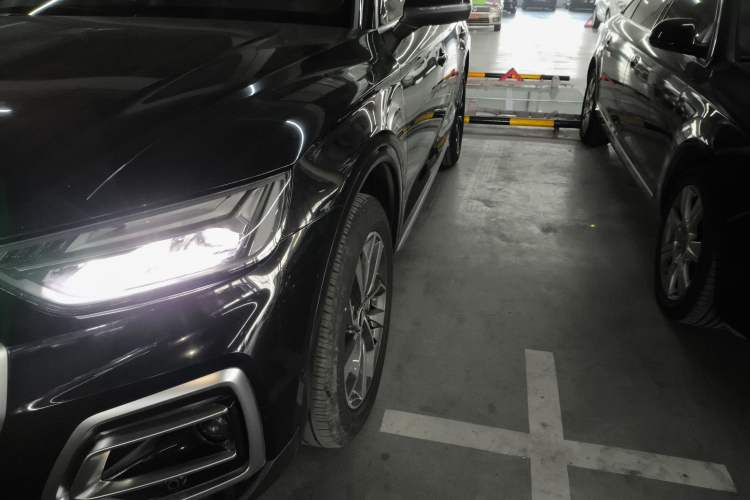 Used Audi Q5L 2022 40T Luxury Elegant Model
