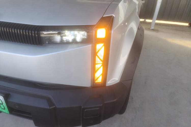 Used  03 2024 501km Range Two-Wheel Drive Long-Range Smart Trend Edition
