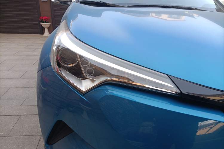 Used Toyota IZOA 2018 2.0L Yichi Edition China V Standard