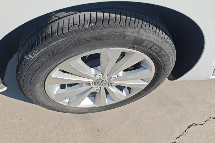 Used Volkswagen Golf Sportsvan 2018 230TSI Automatic Trend Edition
