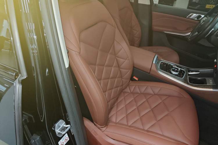 Used BMW X5 2023 xDrive 30Li Luxury M Sport Night Edition Package