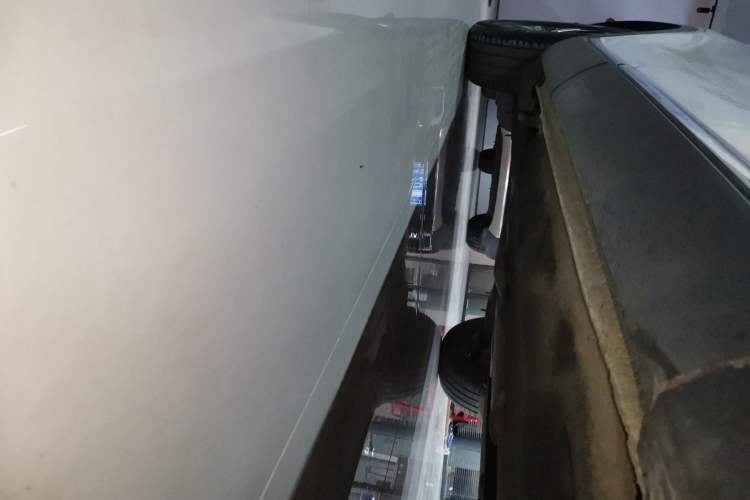 Used Hongqi HS5 2022 Revised Version 2.0T Smart Connect Flagship Edition
