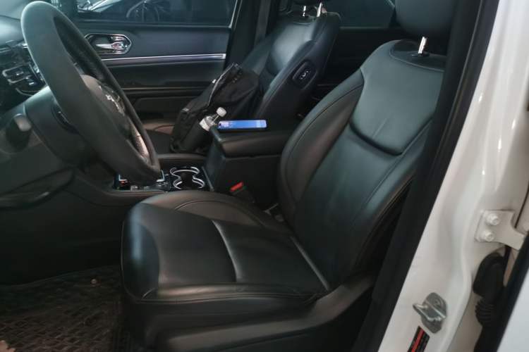 Used  Grand Commander 2018 2.0T Four-Wheel Drive Enjoyment Version China V
