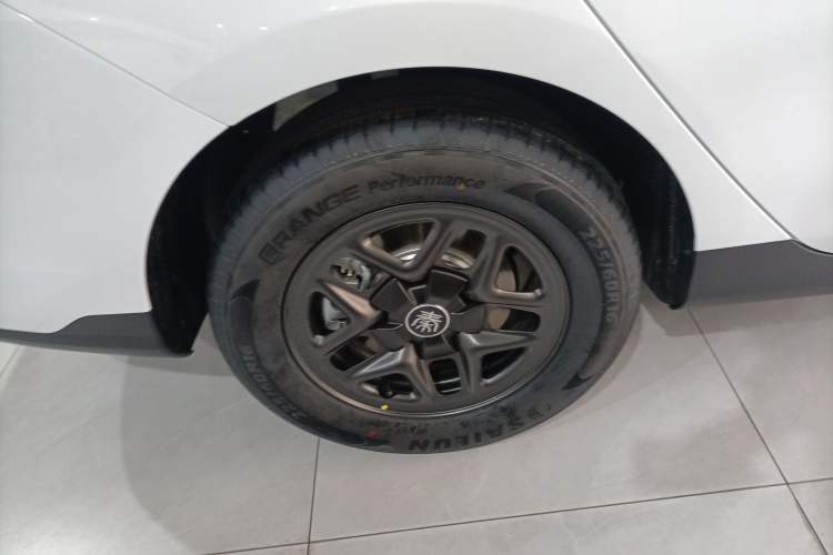 Used BYD Qin PLUS 2025 DM-i Smart Drive 55KM Leading Model