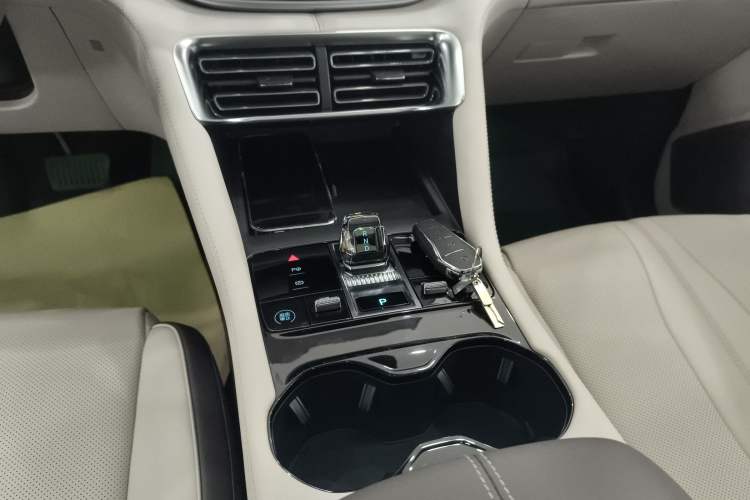 Used BYD Song PLUS New Energy 2025 EV Intelligent Driving Version 520km Premium Model