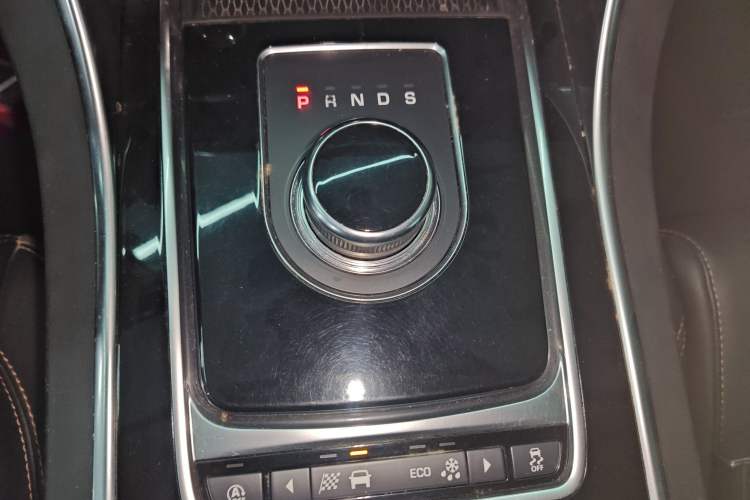 Used Jaguar XEL 2019 2.0T 200 PS Deluxe Edition