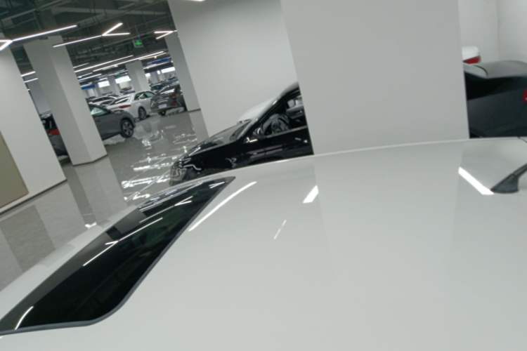 Used Volkswagen Polo 2016 1.6L Automatic Comfort Model
