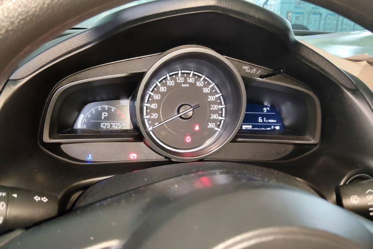 Used Mazda Mazda 3 Axela 2017 Sedan 1.5L Automatic Luxury Model Emission Standard China V