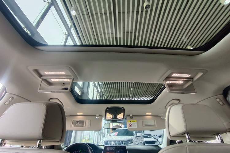 Used BMW 7 Series 2021 740Li Leading Edition Luxury Package
