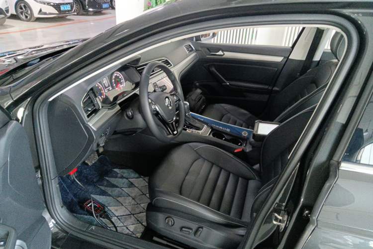 Used Volkswagen Lamando 2019 280TSI DSG Comfort Edition China VI standard
